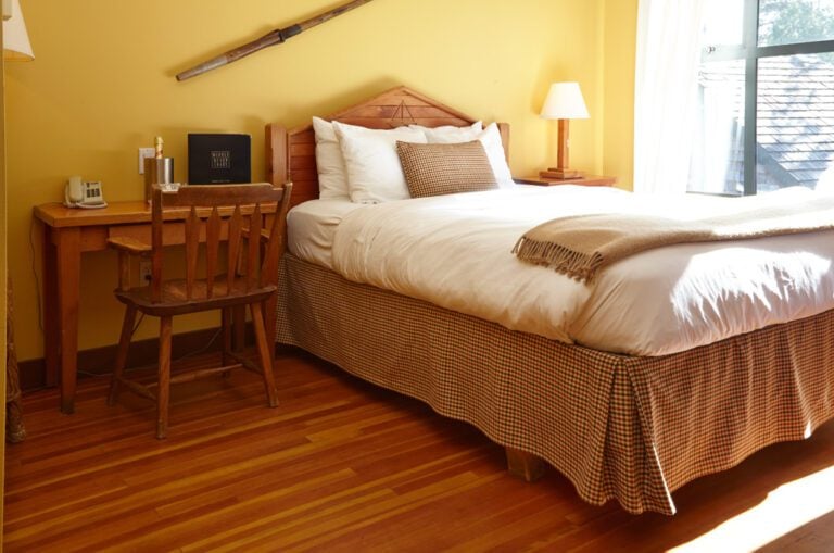 10 Great Places To Stay In Tofino, BC (Lodges, Hotels, & Airbnb)