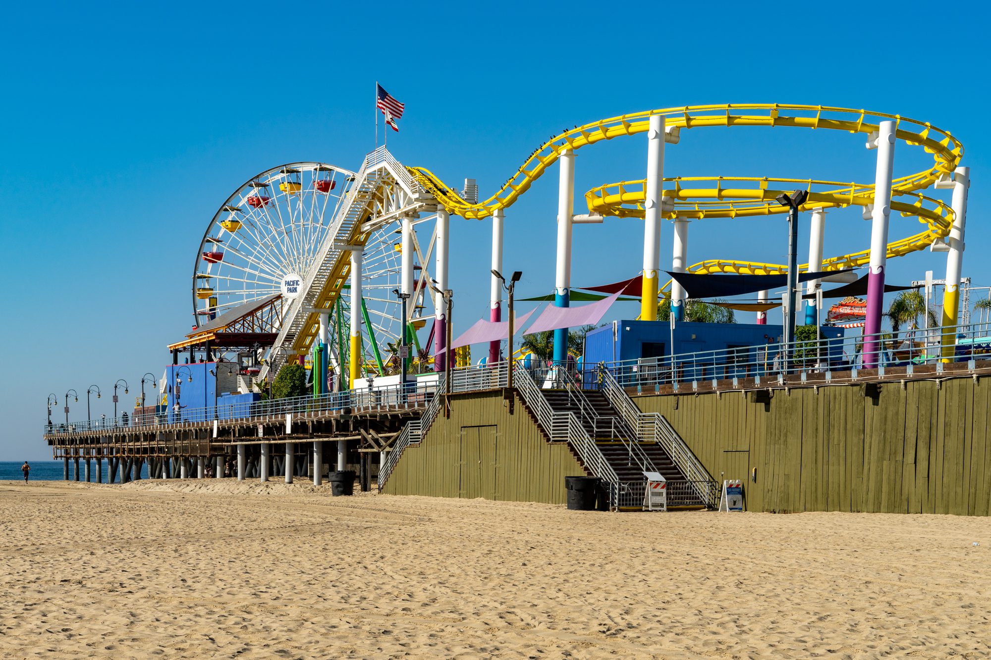 Is it better to stay in downtown LA or Santa Monica?