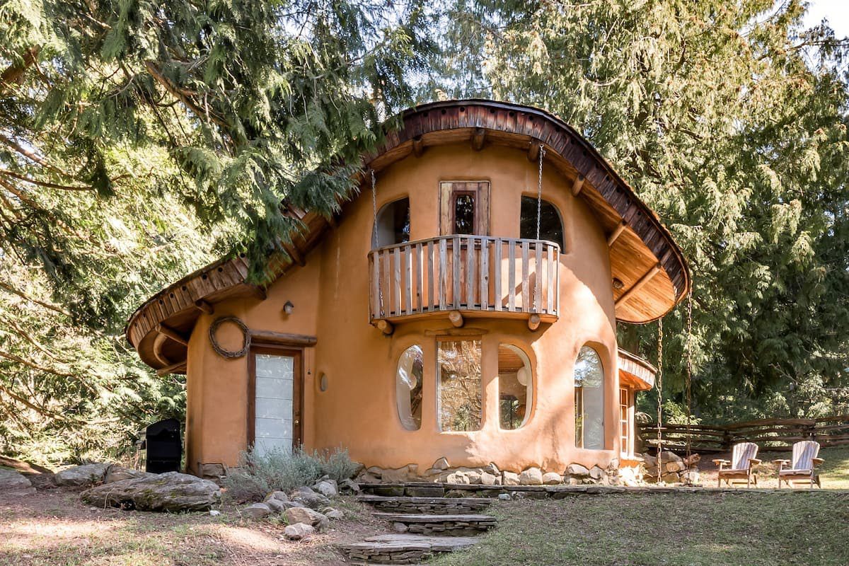 16 Of The Best Airbnbs On Vancouver Island