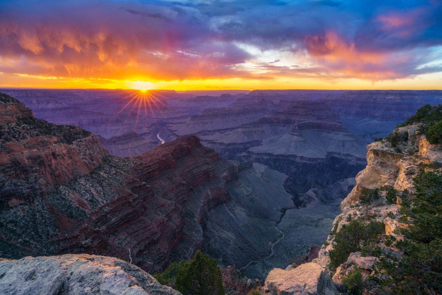 How To Plan An Amazing Grand Canyon Itinerary (2 Days)
