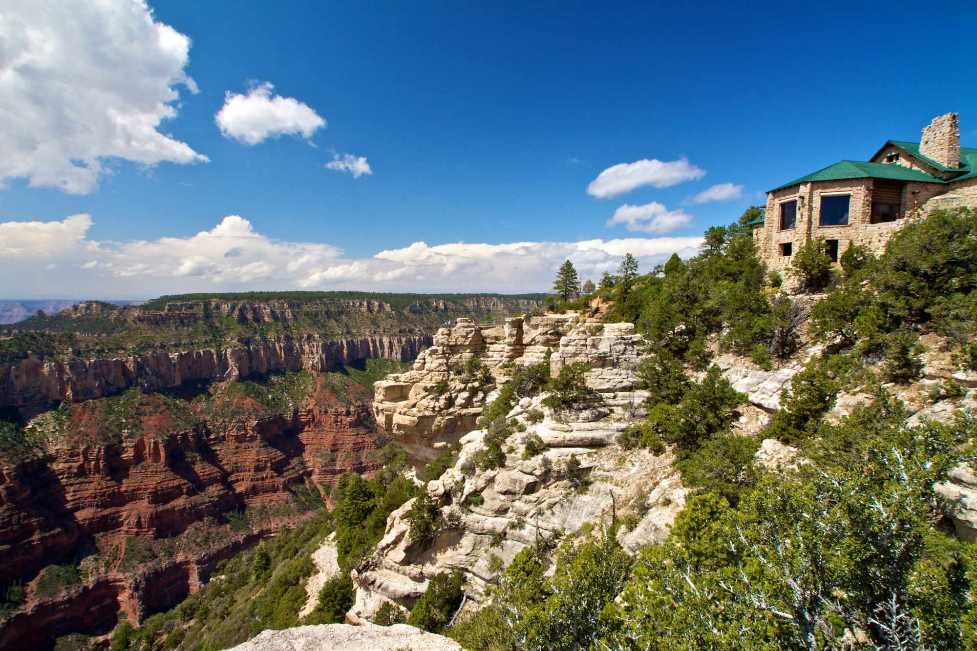 Where To Stay At The Grand Canyon: A Complete Guide (2024)