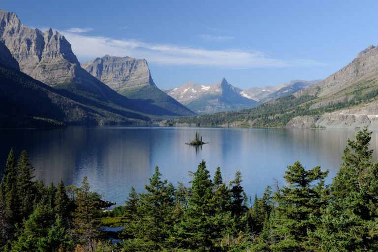 How To Plan A Perfect Glacier National Park Itinerary (3 Days)