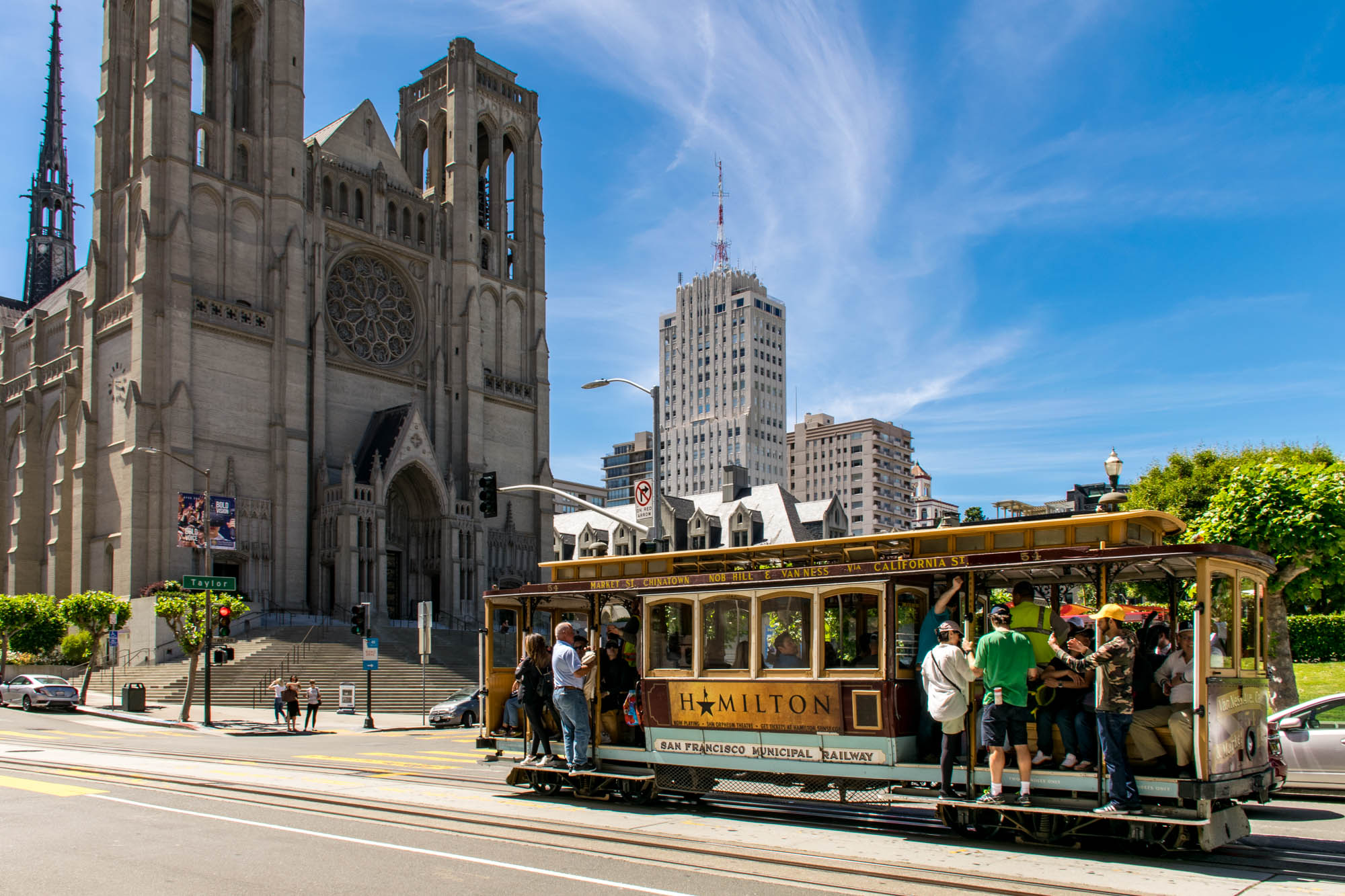 Union Square - San Francisco - Love to Eat and Travel