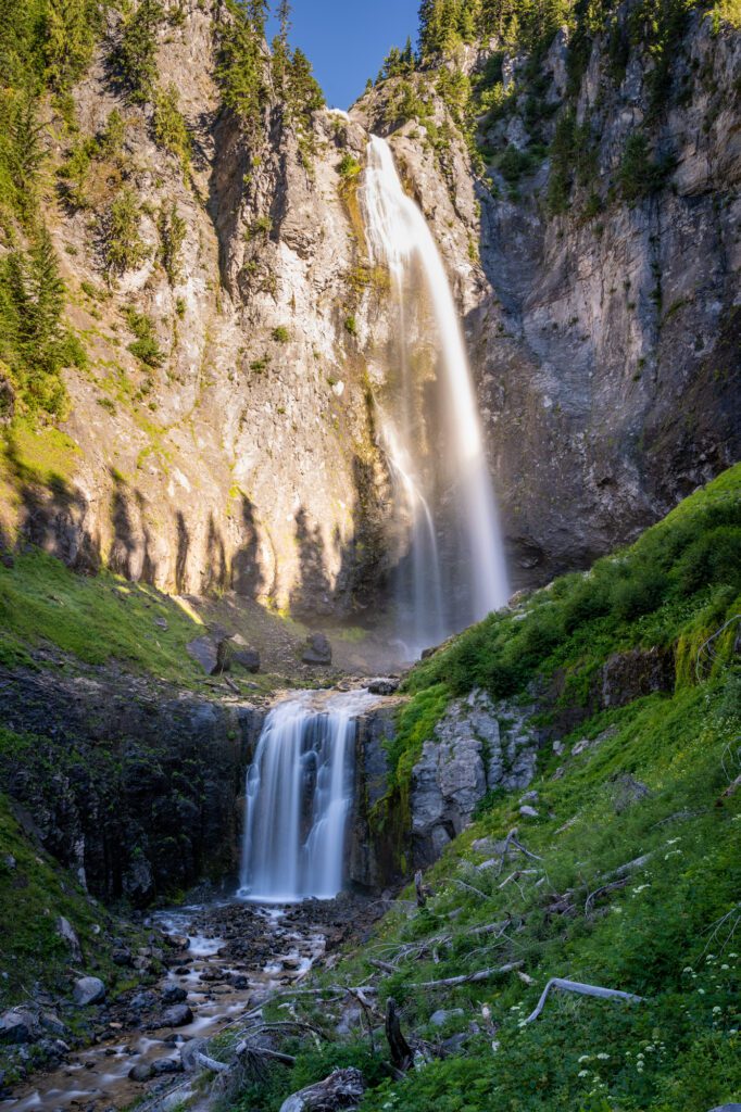 Long exposure of Comet Falls in Mount Rainier National Park