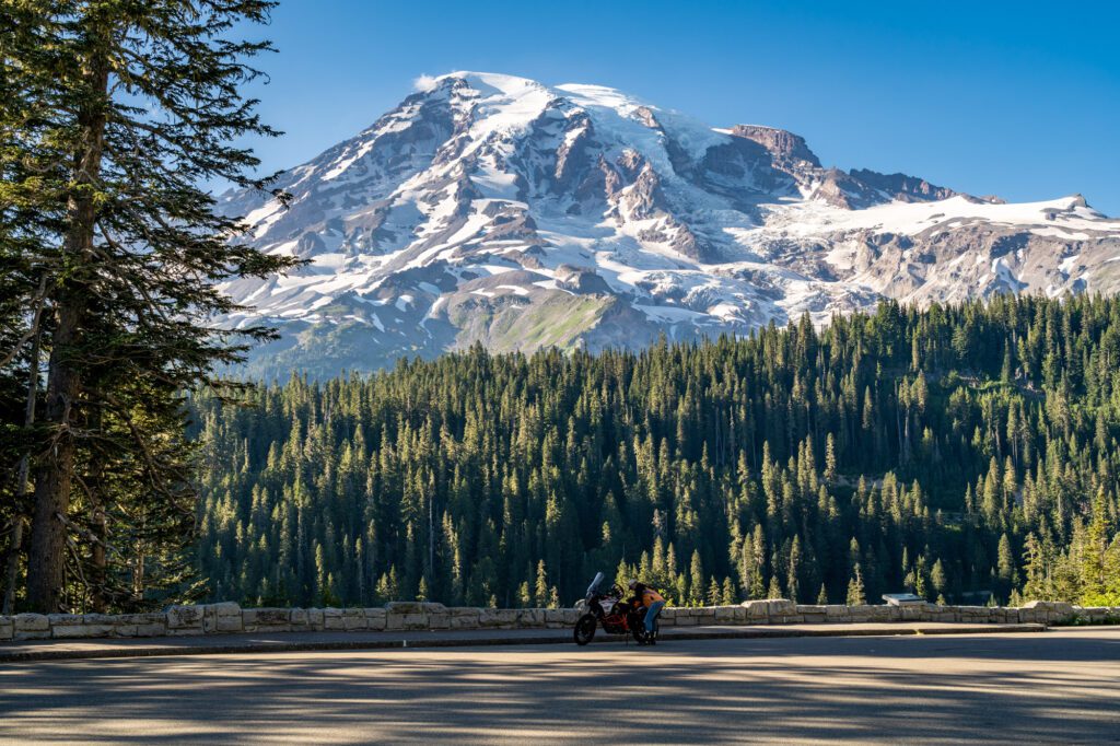 Inspiration Point in Mount Rainier National Park