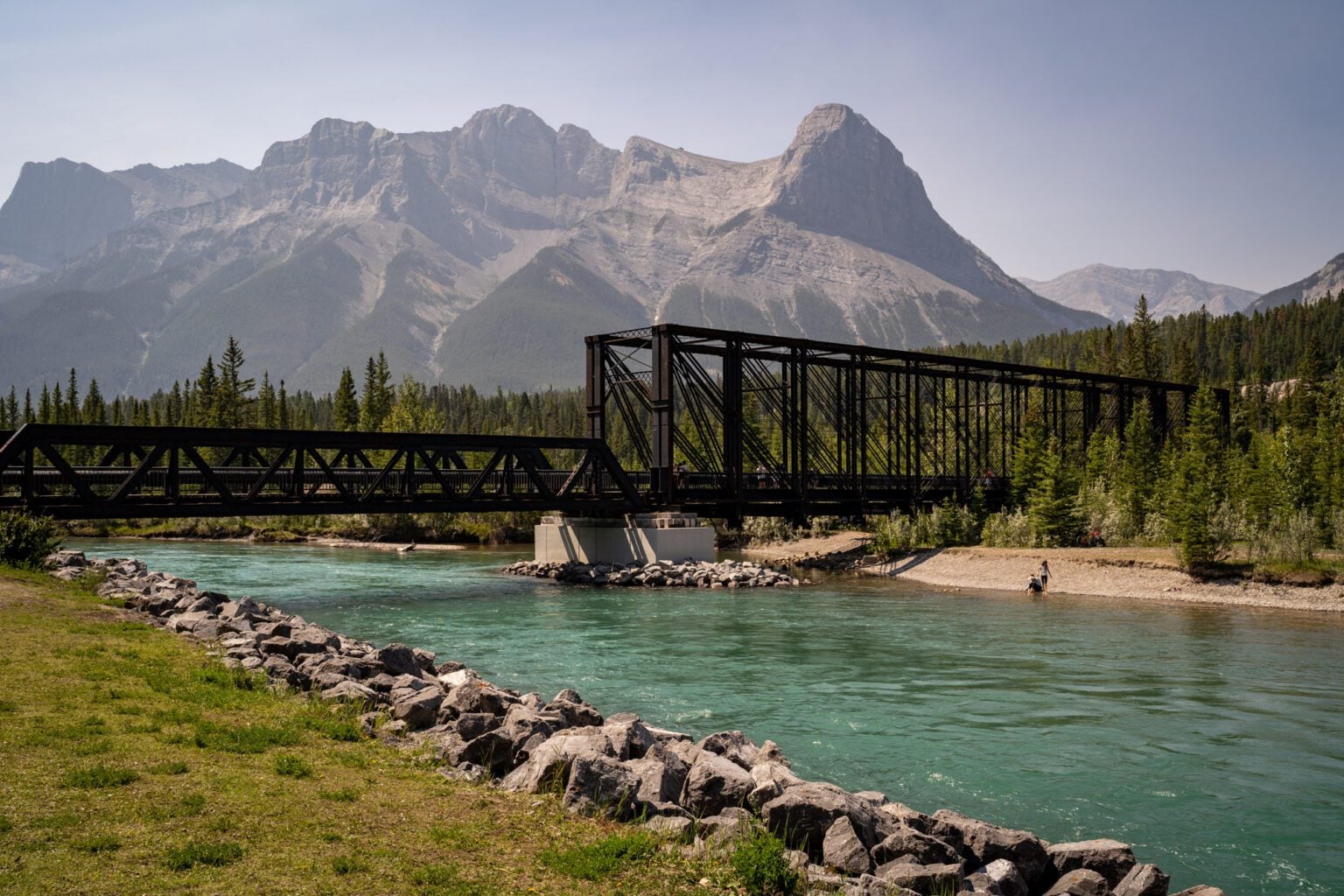 Exactly Where To Stay In Banff (for First Timers)