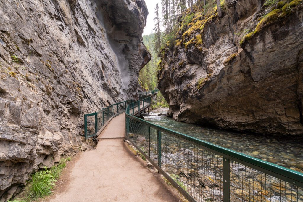 rocky mountain road trip from calgary