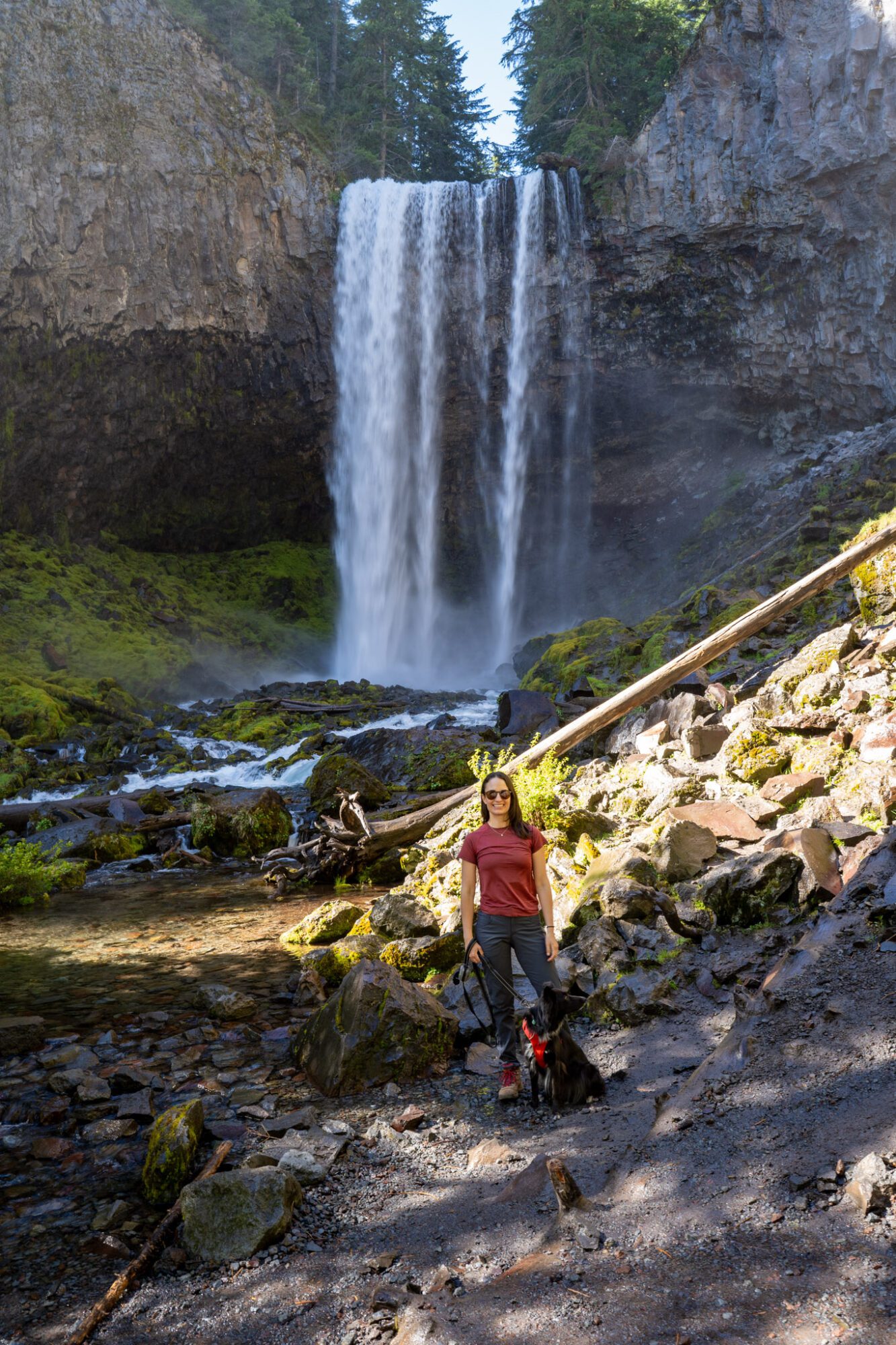 How To Hike The Amazing Tamanawas Falls Trail In Oregon